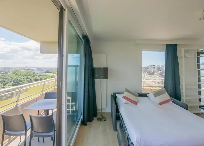 Angel By The Waves アパート